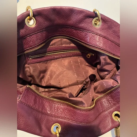 Marc by Marc! Burgundy red bag. Perfect for work. - Picture 4 of 6